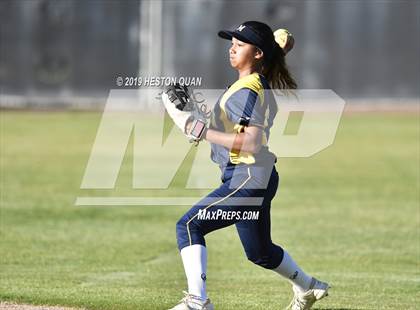Thumbnail 2 in Millikan @ Canyon photogallery.