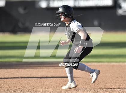 Thumbnail 2 in Millikan @ Canyon photogallery.