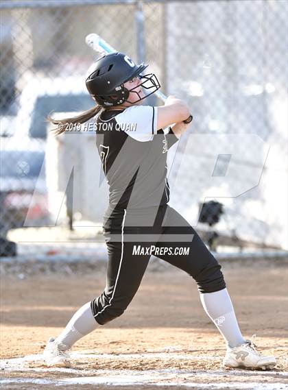Thumbnail 2 in Millikan @ Canyon photogallery.