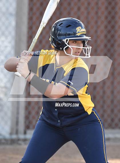 Thumbnail 1 in Millikan @ Canyon photogallery.
