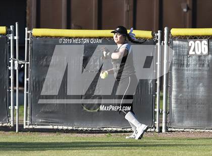 Thumbnail 3 in Millikan @ Canyon photogallery.