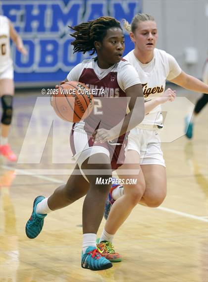 Thumbnail 2 in Highlands vs. Dripping Springs (Lobo Pack Attack Classic) photogallery.