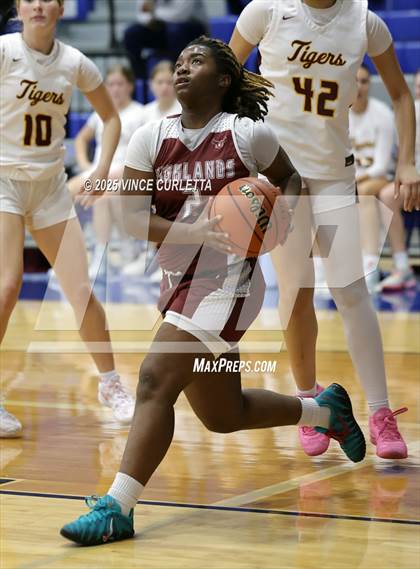 Thumbnail 1 in Highlands vs. Dripping Springs (Lobo Pack Attack Classic) photogallery.
