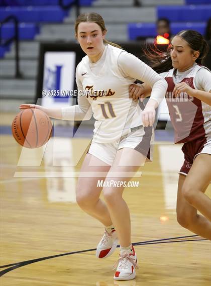 Thumbnail 2 in Highlands vs. Dripping Springs (Lobo Pack Attack Classic) photogallery.