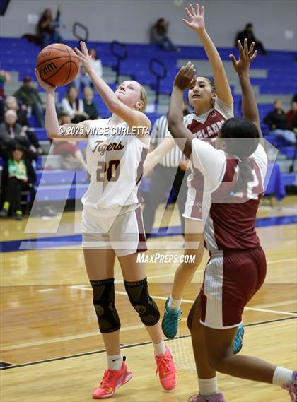 Thumbnail 1 in Highlands vs. Dripping Springs (Lobo Pack Attack Classic) photogallery.