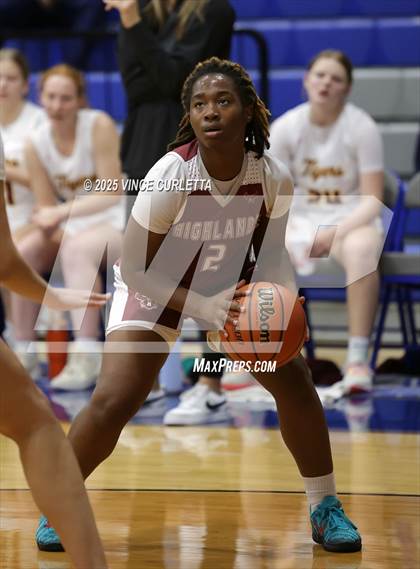 Thumbnail 2 in Highlands vs. Dripping Springs (Lobo Pack Attack Classic) photogallery.