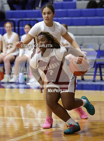 Thumbnail 2 in Highlands vs. Dripping Springs (Lobo Pack Attack Classic) photogallery.