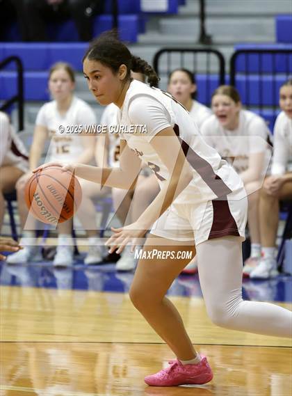 Thumbnail 3 in Highlands vs. Dripping Springs (Lobo Pack Attack Classic) photogallery.
