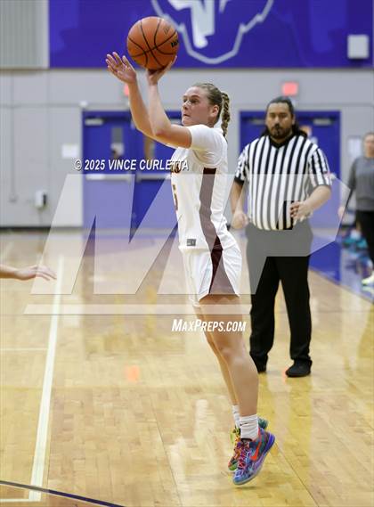Thumbnail 3 in Highlands vs. Dripping Springs (Lobo Pack Attack Classic) photogallery.