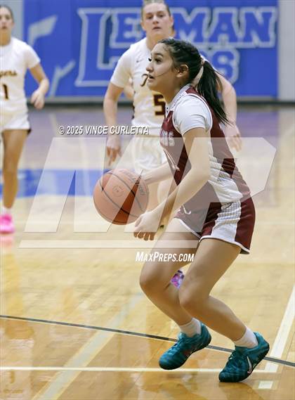 Thumbnail 1 in Highlands vs. Dripping Springs (Lobo Pack Attack Classic) photogallery.