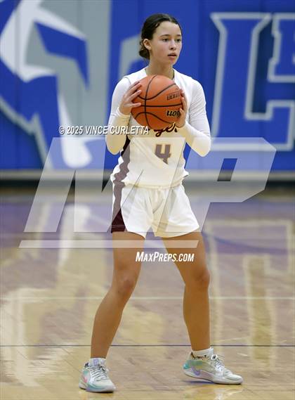 Thumbnail 1 in Highlands vs. Dripping Springs (Lobo Pack Attack Classic) photogallery.