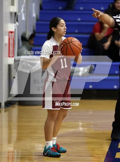 Thumbnail 3 in Highlands vs. Dripping Springs (Lobo Pack Attack Classic) photogallery.