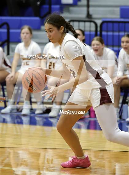 Thumbnail 2 in Highlands vs. Dripping Springs (Lobo Pack Attack Classic) photogallery.