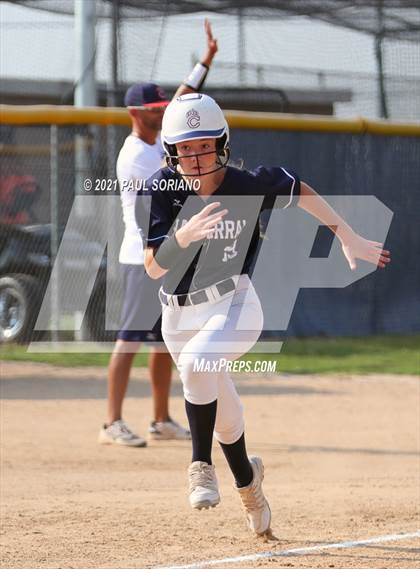 Thumbnail 1 in Regis Jesuit @ Chaparral photogallery.