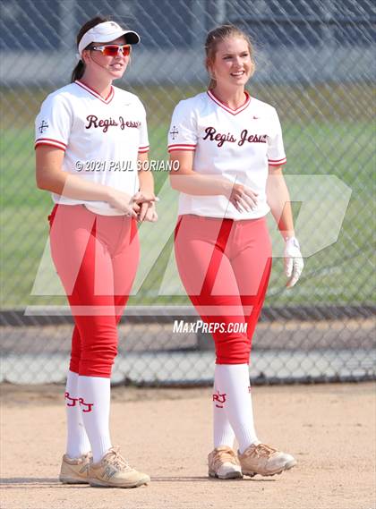 Thumbnail 1 in Regis Jesuit @ Chaparral photogallery.