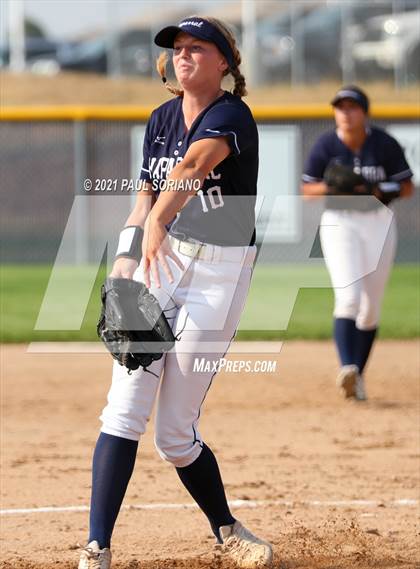 Thumbnail 1 in Regis Jesuit @ Chaparral photogallery.