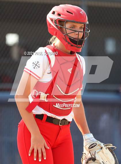 Thumbnail 1 in Regis Jesuit @ Chaparral photogallery.