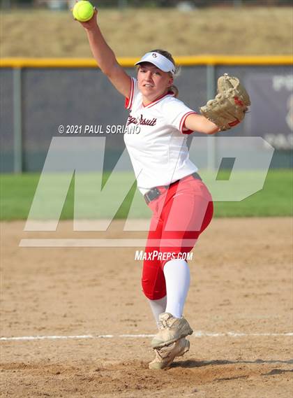 Thumbnail 2 in Regis Jesuit @ Chaparral photogallery.