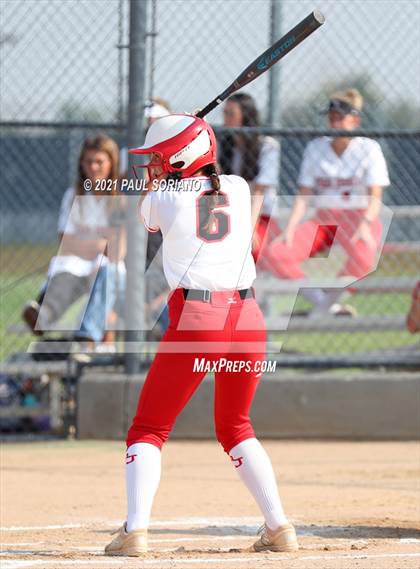 Thumbnail 1 in Regis Jesuit @ Chaparral photogallery.
