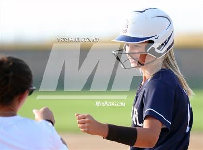 Thumbnail 1 in Regis Jesuit @ Chaparral photogallery.