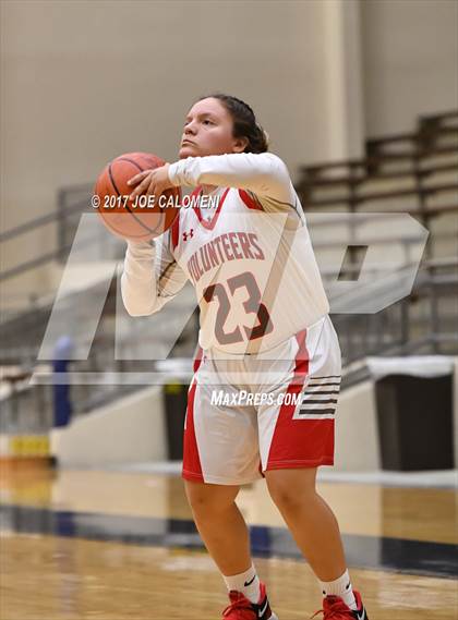 Thumbnail 3 in San Angelo Central vs Lee [Robert E.] (SAISD Invitational) photogallery.