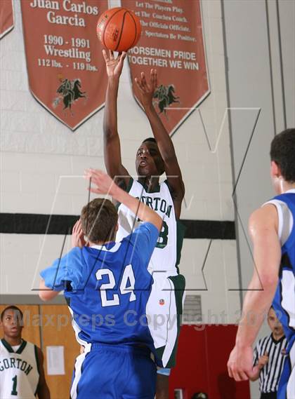 Thumbnail 2 in Gorton vs Edgemont  (21 Annual Howard Godwin Sleepy Hollow Tournament) photogallery.