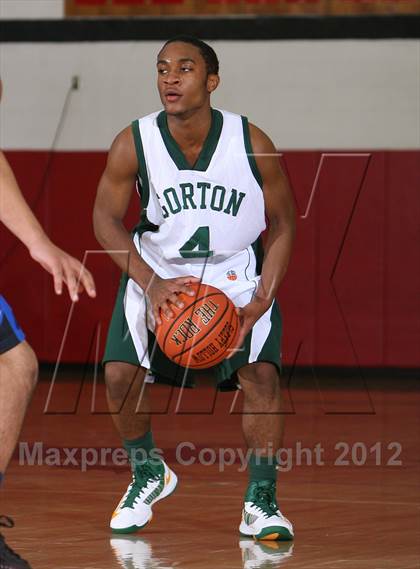 Thumbnail 2 in Gorton vs Edgemont  (21 Annual Howard Godwin Sleepy Hollow Tournament) photogallery.