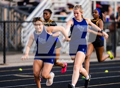 Thumbnail 2 in Bellbrook Invitational photogallery.