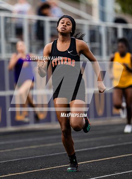 Thumbnail 1 in Bellbrook Invitational photogallery.