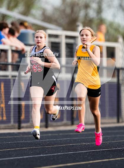 Thumbnail 3 in Bellbrook Invitational photogallery.