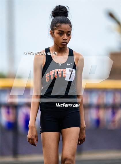 Thumbnail 2 in Bellbrook Invitational photogallery.