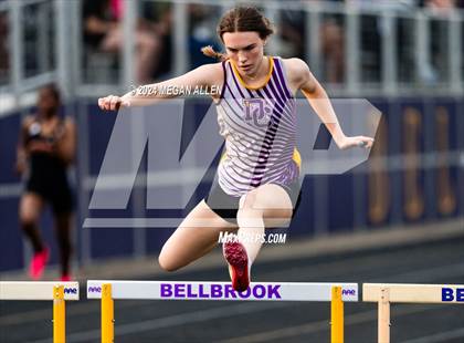 Thumbnail 1 in Bellbrook Invitational photogallery.