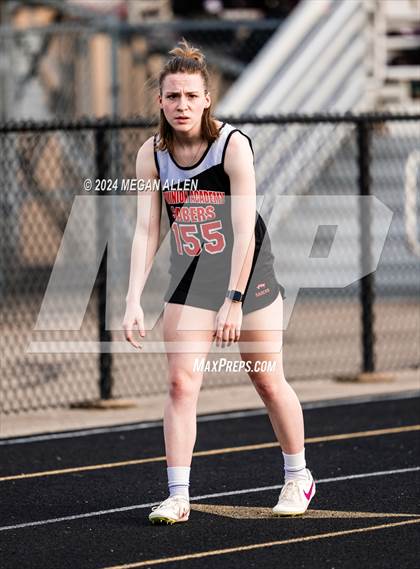 Thumbnail 2 in Bellbrook Invitational photogallery.