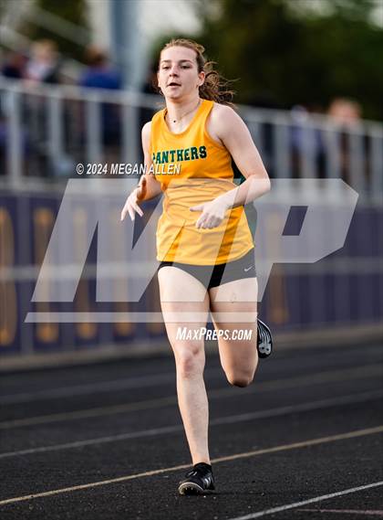 Thumbnail 1 in Bellbrook Invitational photogallery.