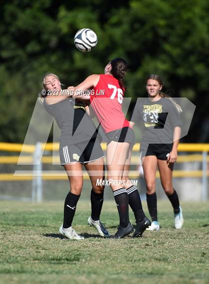 Thumbnail 2 in Capistrano Valley vs. San Clemente (Summer League) photogallery.