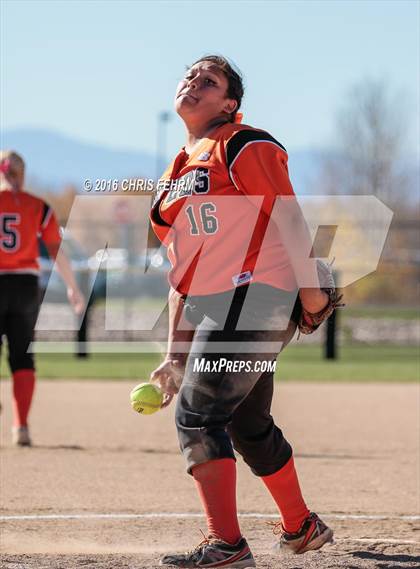 Thumbnail 3 in Pueblo West vs. Erie (CHSAA 4A Quarterfinal) photogallery.