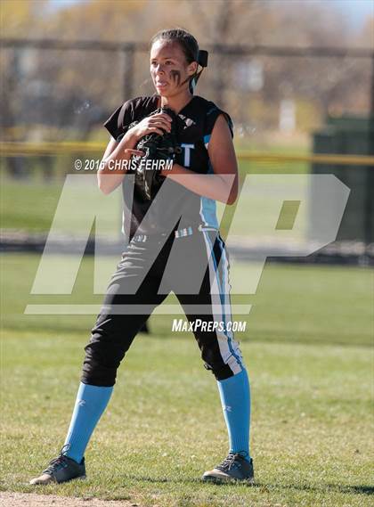 Thumbnail 1 in Pueblo West vs. Erie (CHSAA 4A Quarterfinal) photogallery.