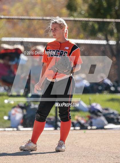 Thumbnail 1 in Pueblo West vs. Erie (CHSAA 4A Quarterfinal) photogallery.