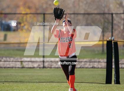Thumbnail 3 in Pueblo West vs. Erie (CHSAA 4A Quarterfinal) photogallery.