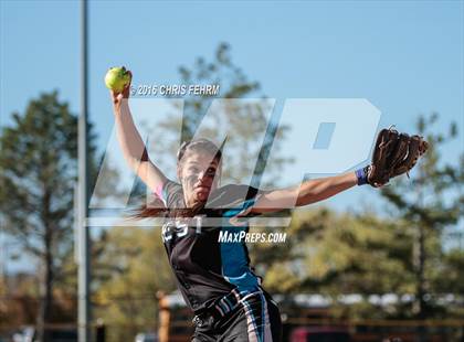 Thumbnail 3 in Pueblo West vs. Erie (CHSAA 4A Quarterfinal) photogallery.