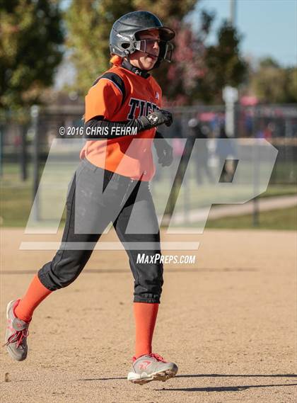 Thumbnail 3 in Pueblo West vs. Erie (CHSAA 4A Quarterfinal) photogallery.
