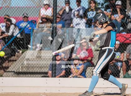 Thumbnail 3 in Pueblo West vs. Erie (CHSAA 4A Quarterfinal) photogallery.