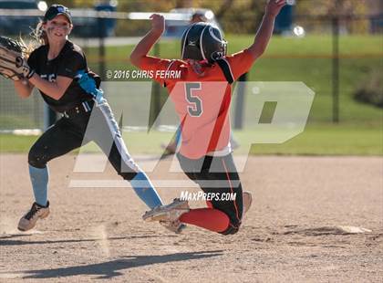 Thumbnail 3 in Pueblo West vs. Erie (CHSAA 4A Quarterfinal) photogallery.