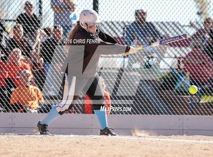 Thumbnail 3 in Pueblo West vs. Erie (CHSAA 4A Quarterfinal) photogallery.