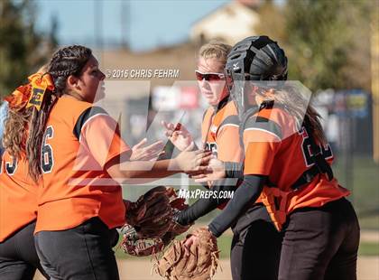 Thumbnail 3 in Pueblo West vs. Erie (CHSAA 4A Quarterfinal) photogallery.