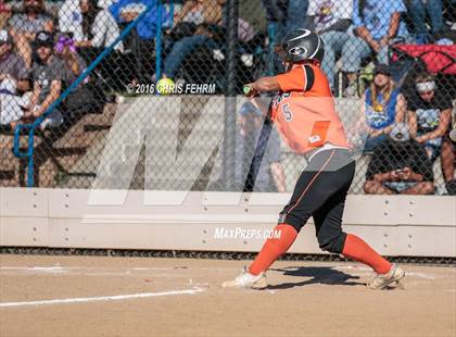 Thumbnail 1 in Pueblo West vs. Erie (CHSAA 4A Quarterfinal) photogallery.
