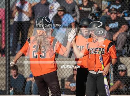 Thumbnail 3 in Pueblo West vs. Erie (CHSAA 4A Quarterfinal) photogallery.