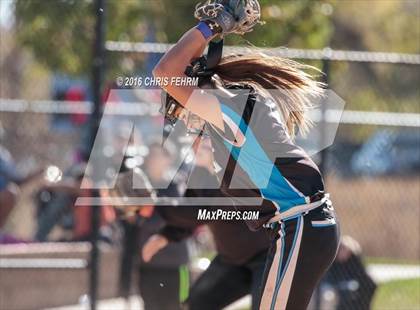 Thumbnail 2 in Pueblo West vs. Erie (CHSAA 4A Quarterfinal) photogallery.