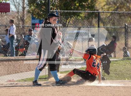 Thumbnail 1 in Pueblo West vs. Erie (CHSAA 4A Quarterfinal) photogallery.