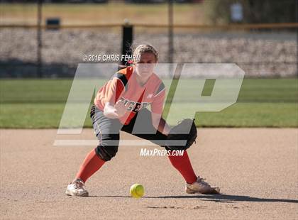 Thumbnail 1 in Pueblo West vs. Erie (CHSAA 4A Quarterfinal) photogallery.